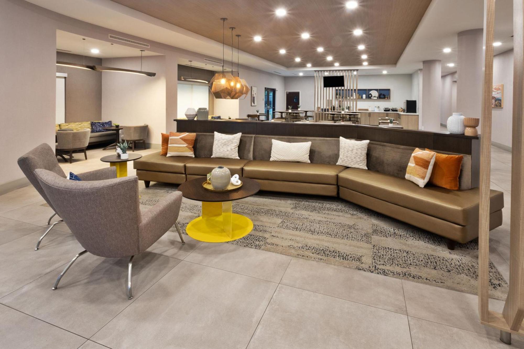 Springhill Suites Birmingham Colonnade Eksteriør bilde
