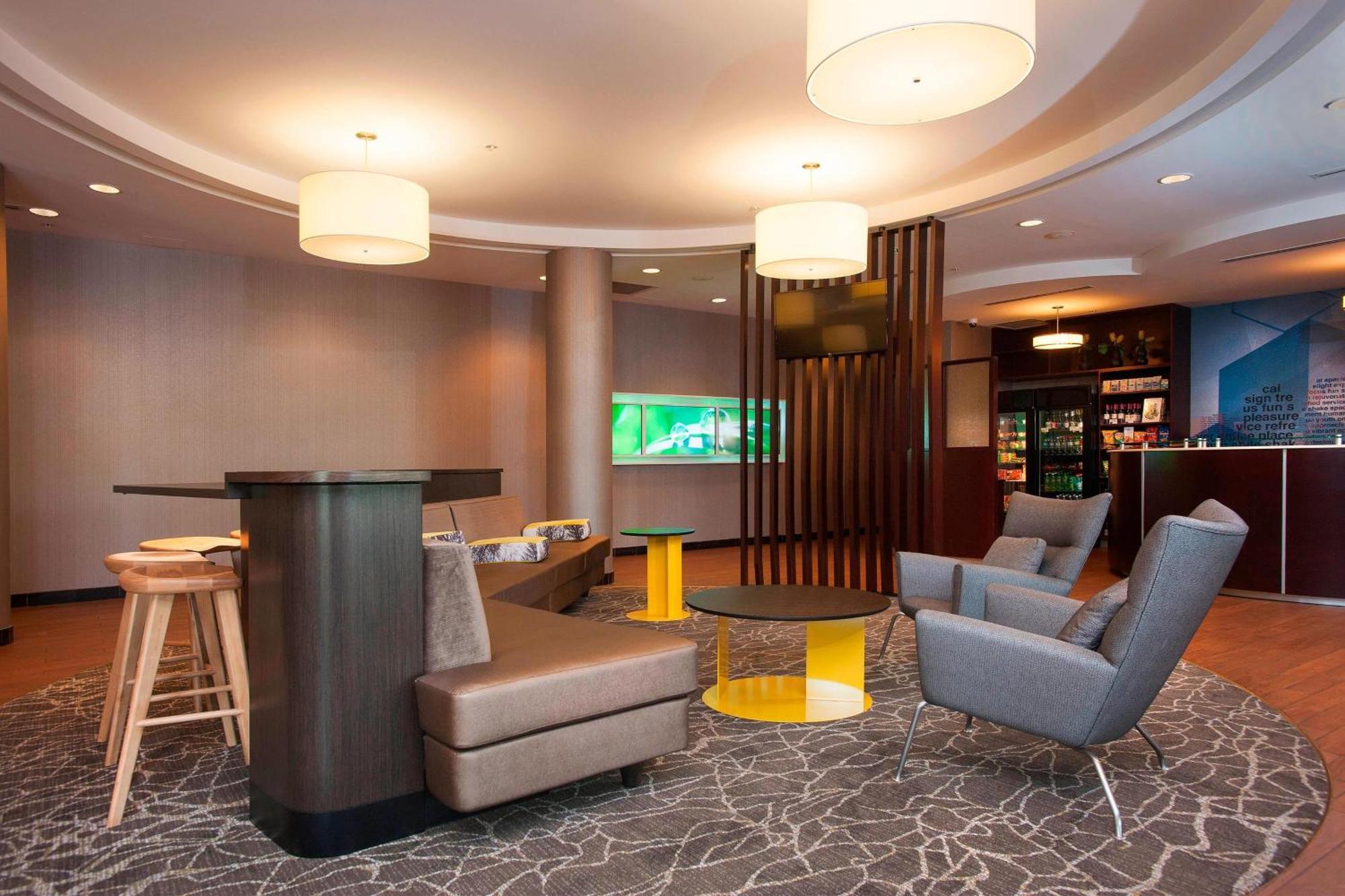 Springhill Suites Birmingham Colonnade Eksteriør bilde