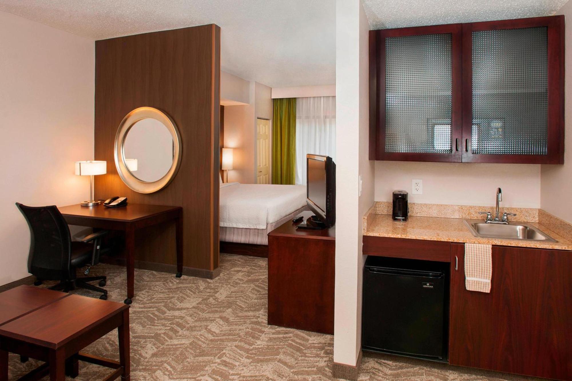 Springhill Suites Birmingham Colonnade Eksteriør bilde