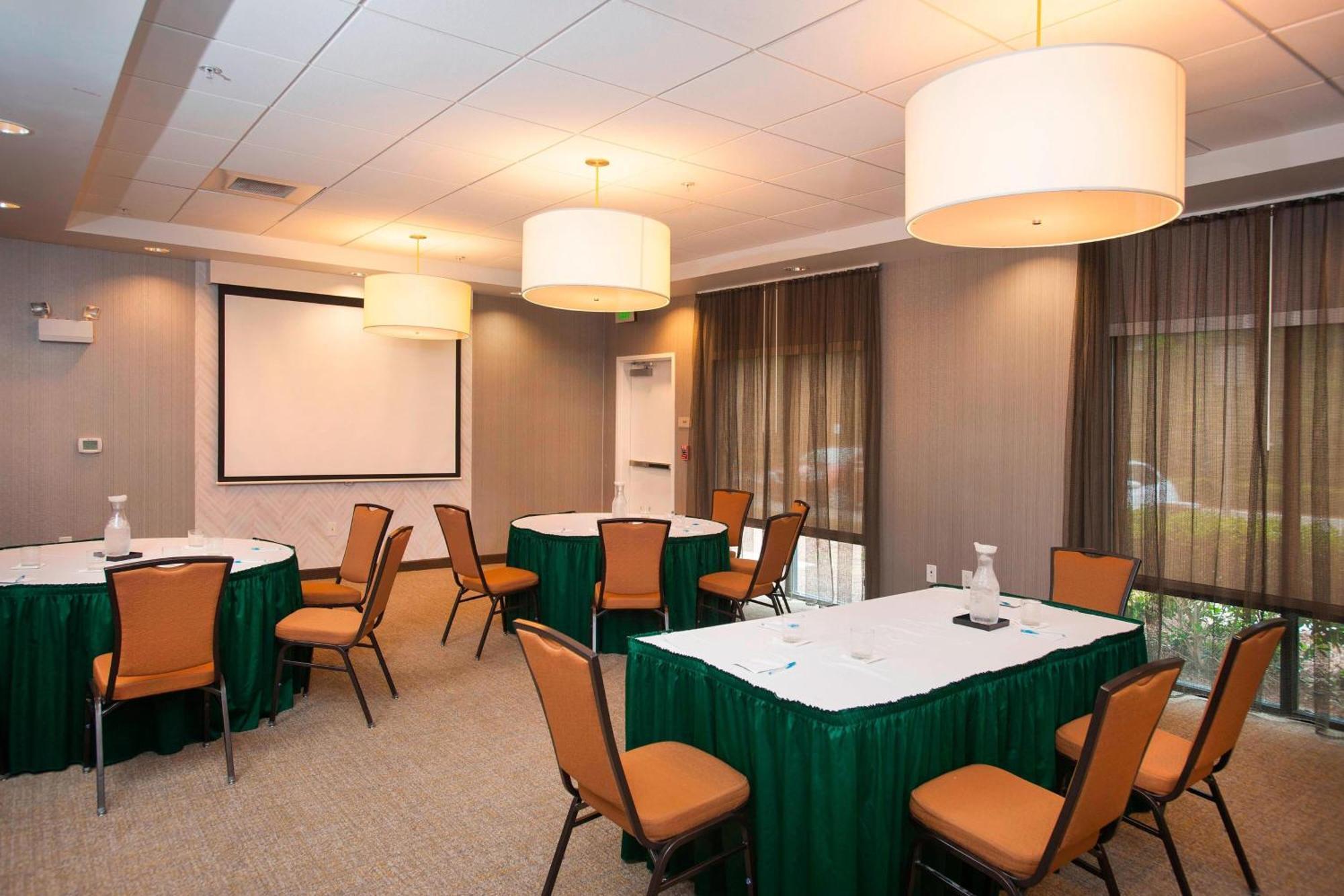 Springhill Suites Birmingham Colonnade Eksteriør bilde