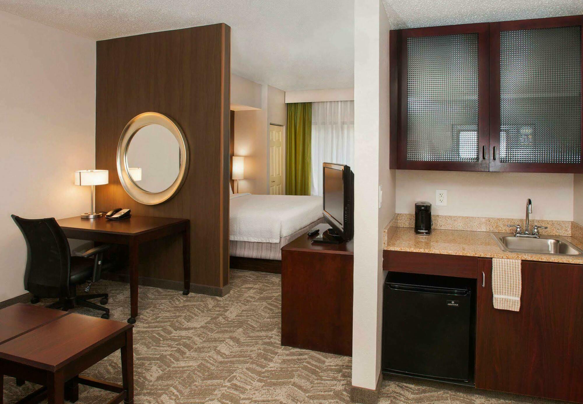 Springhill Suites Birmingham Colonnade Eksteriør bilde