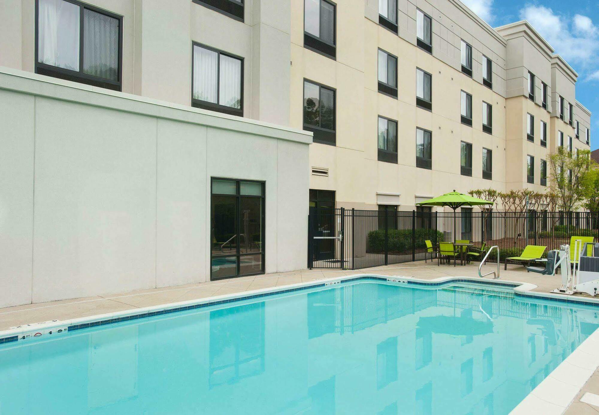 Springhill Suites Birmingham Colonnade Eksteriør bilde